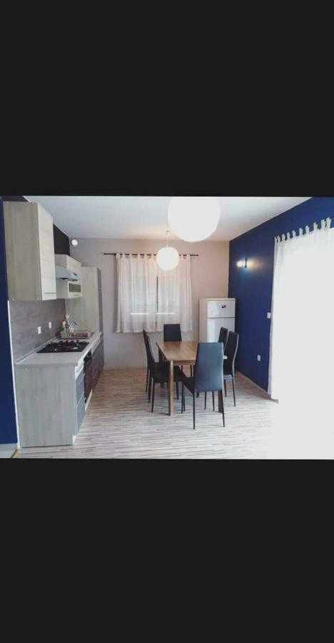 Apartments Laura I Angelina Tribalj 외부 사진